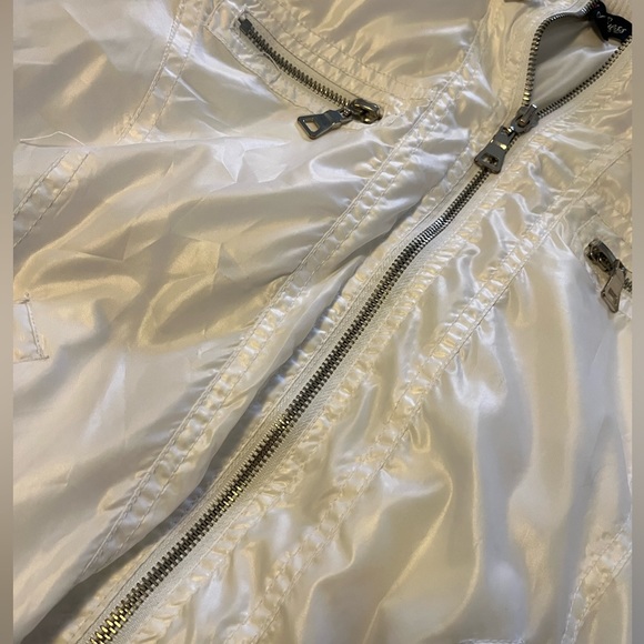 GUESS small white jacket - Picture 5 of 5